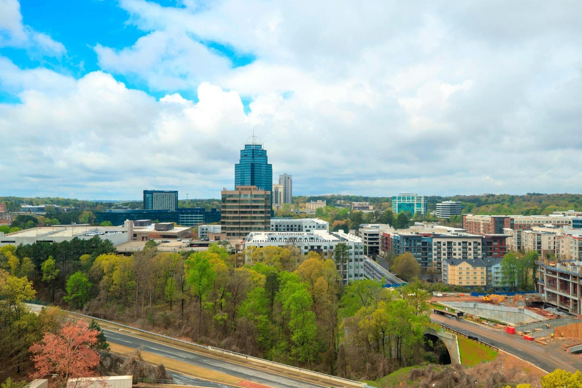 Atlanta Marriott Perimeter Center Hotel Exterior photo